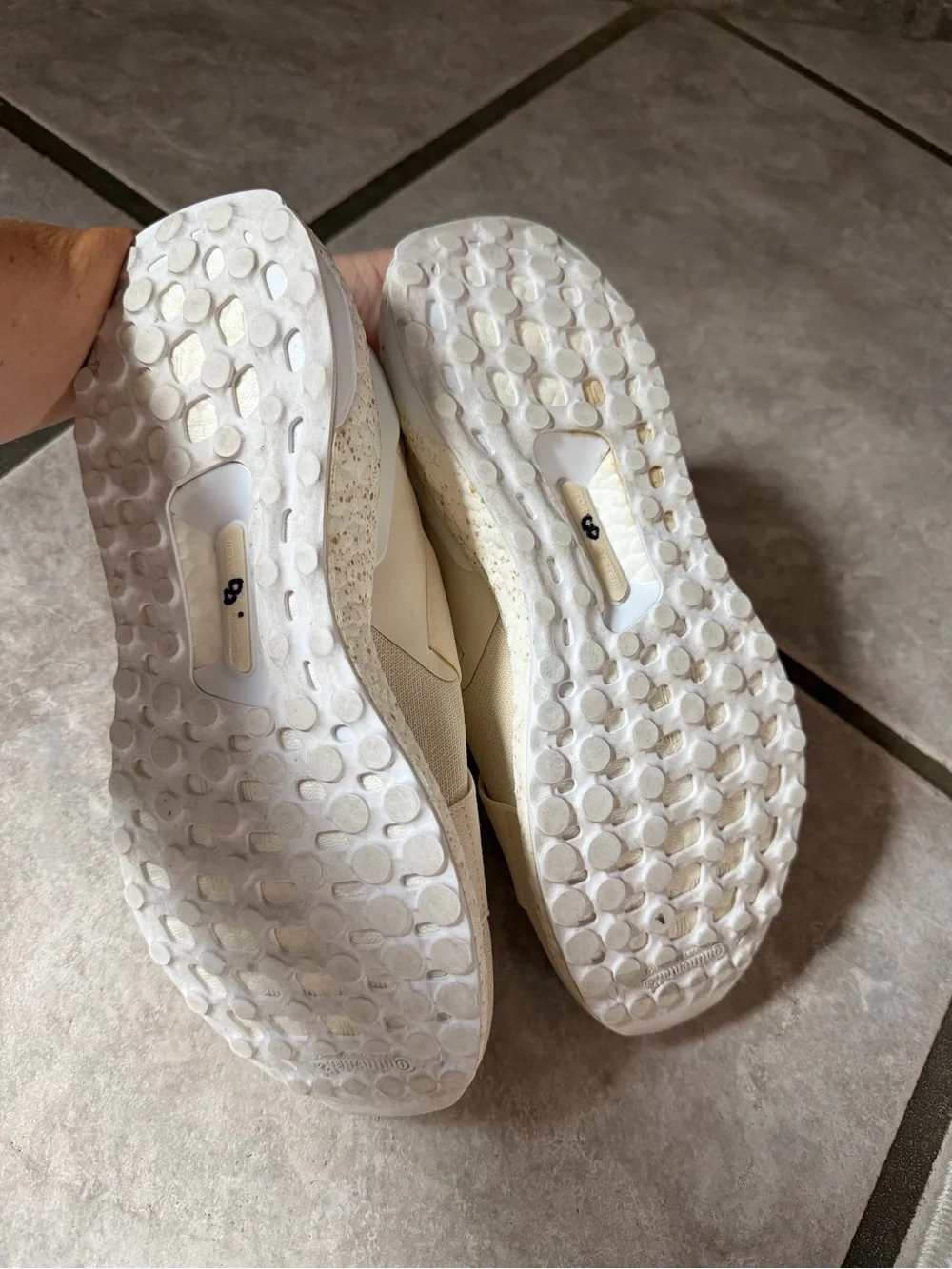 adidas Ultraboost DNA Slip-On Primeblue Cream White Gold Speckle Sneakers Size 7